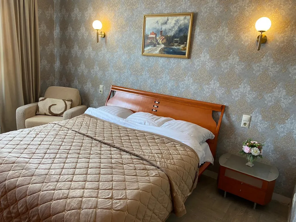 Евротрешка Луна, ЖК Белый Аист