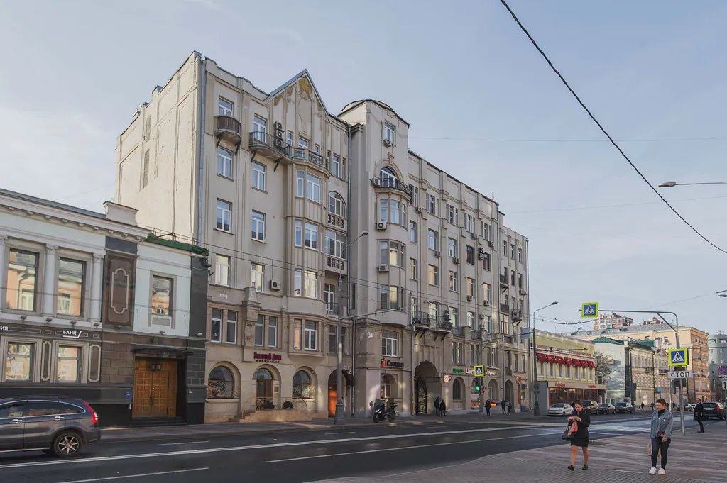 Квартира Дизайнерская 4-комнатная квартира в центре — Москва