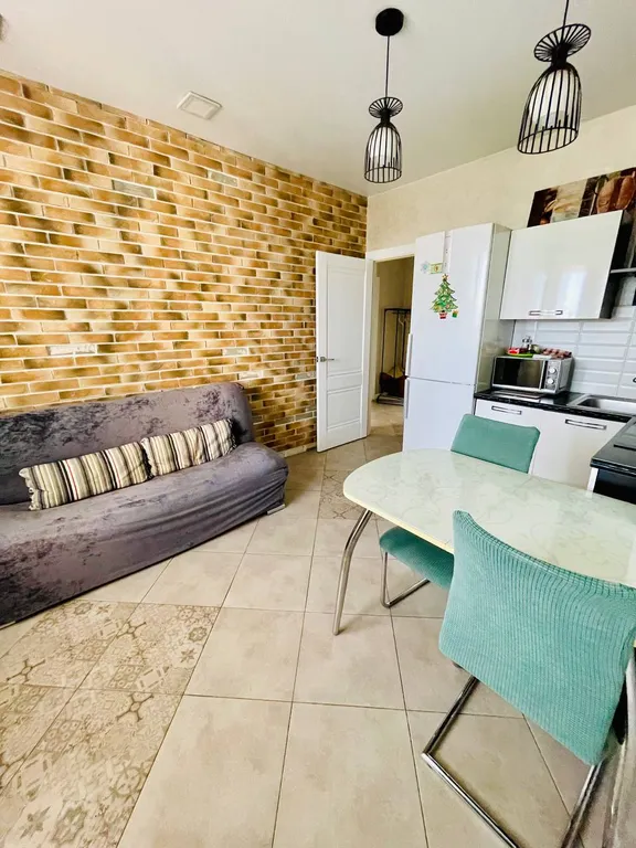 Уютная квартира у пруда