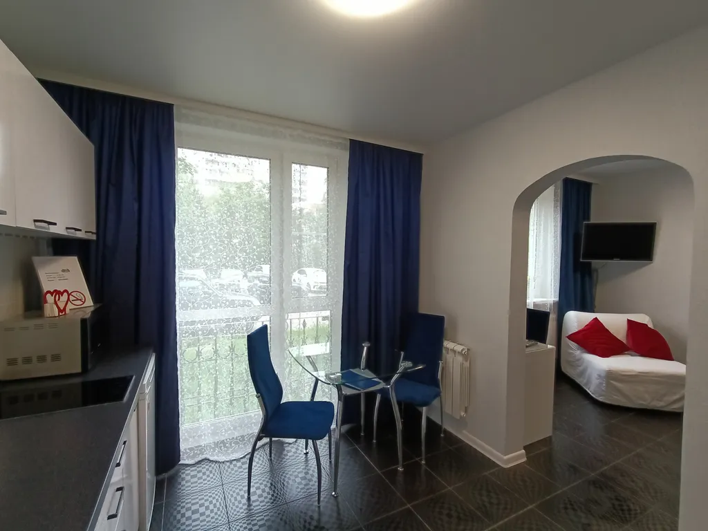 Апартамент Алиса в стране чудес и зазеркалье