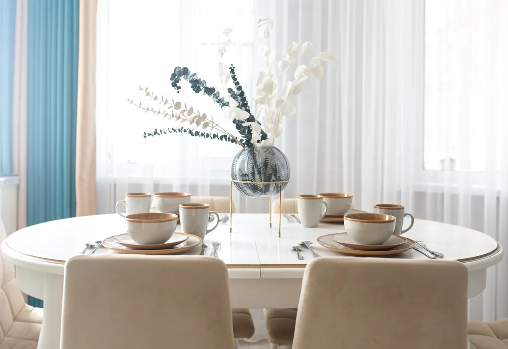 Дом Кантри со своим двором и парковкой