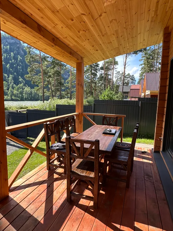 Новый круглогодичный 3-й коттедж на берегу Катуни