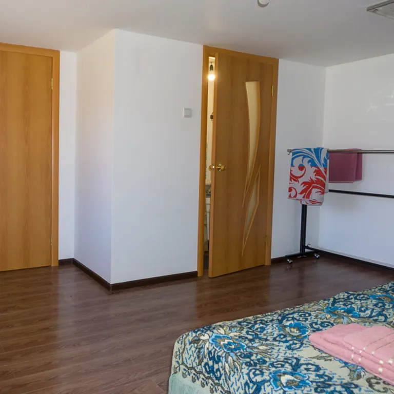 Коттедж Благоустроенный 4-местный семейный дом — Салганда