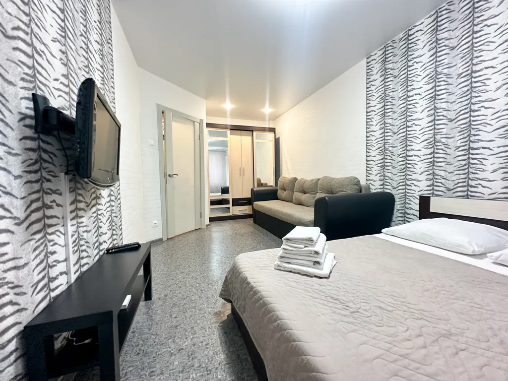 Однокомнатные апартаменты рядом с ТЦ Парк Хаус