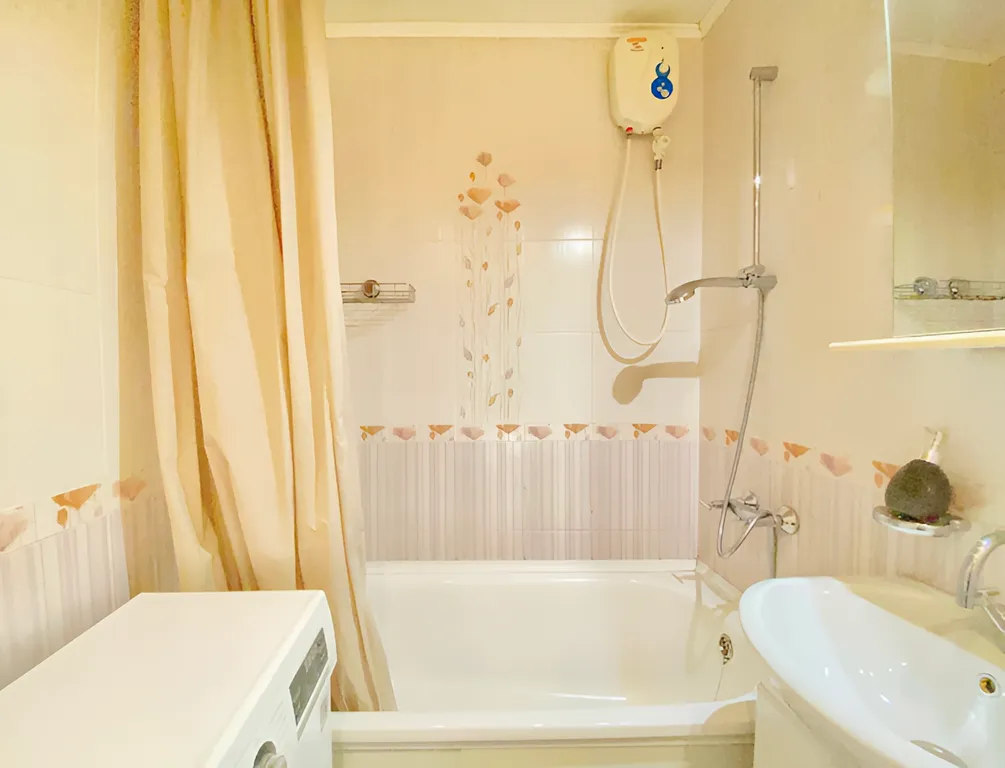 Квартира рядом с Угличским парком, Военным госпиталем