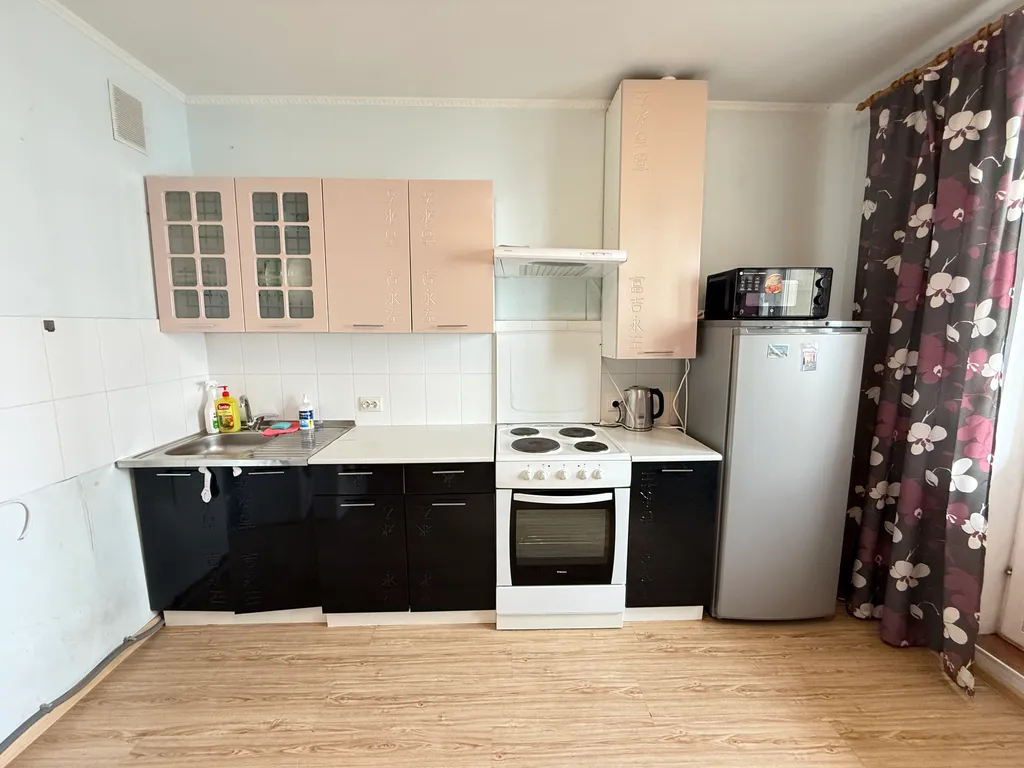 1-комн.квартира 50кв.м, 2 дивана, 1 кровать, до 6ти гостей.