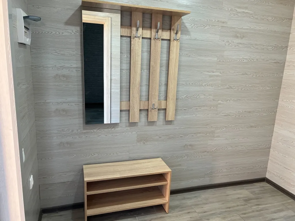 Уютный домик на берегу реки