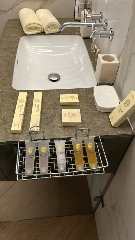 Дизайнерский апартамент для романтических встреч