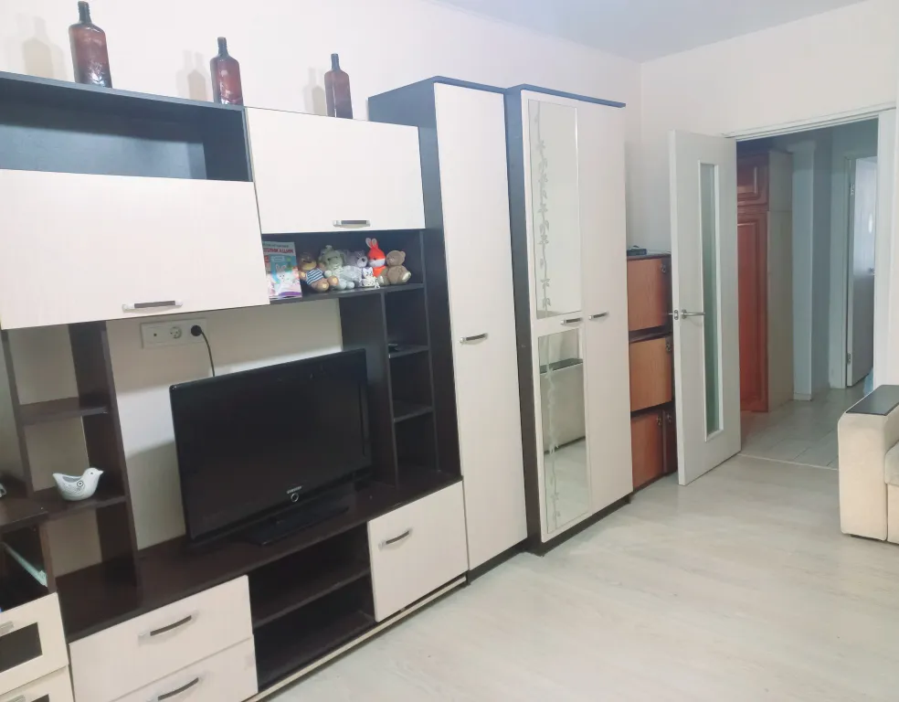 Большая квартира в современном районе