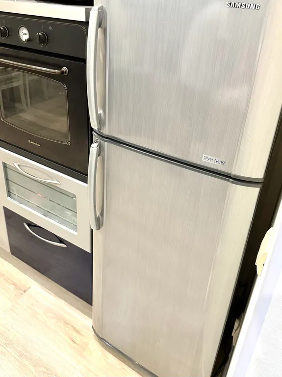 Евродвушка в центре с парковкой и джакузи, рядом ресторан Helga