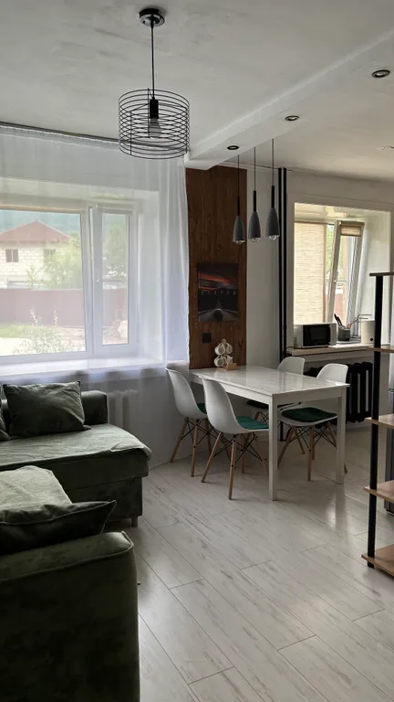 Уютная квартира с видом на Пик любви