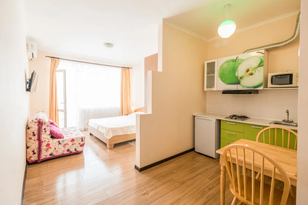 Апартаменты 8,10 с кухней и балконом с видом на горы