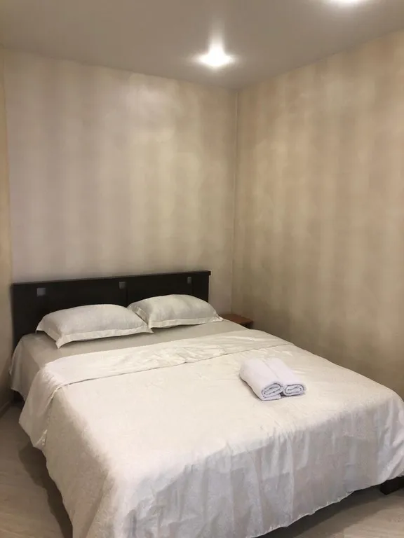 Адам и Ева, отличная квартира для хороших людей