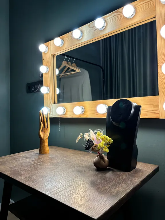 Атмосферная квартира с уникальным дизайном и проектором для фильмов