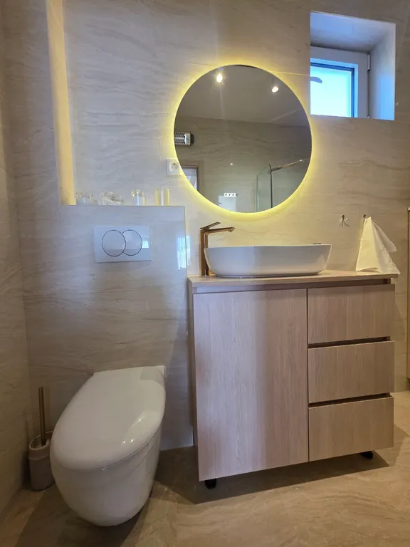 Стильная и комфортная квартира недалеко от лучших пляжей Будвы