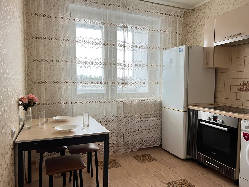 1-комнатная квартира на Правом берегу не берем оплату за уборку