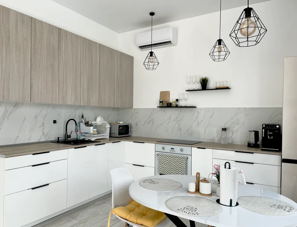 Уютный приватный дом с бассейном в горах среди виноградников