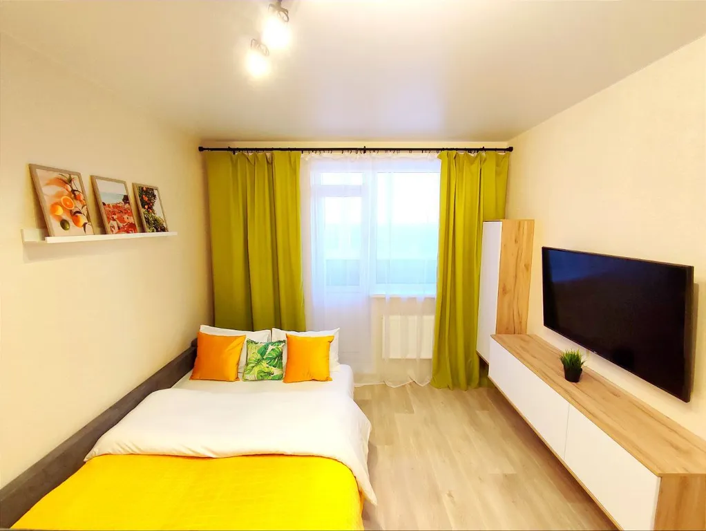 Квартира Красивая и уютная студия рядом с ТРЦ "Аквамолл" — аренда посуточно в Ульяновск