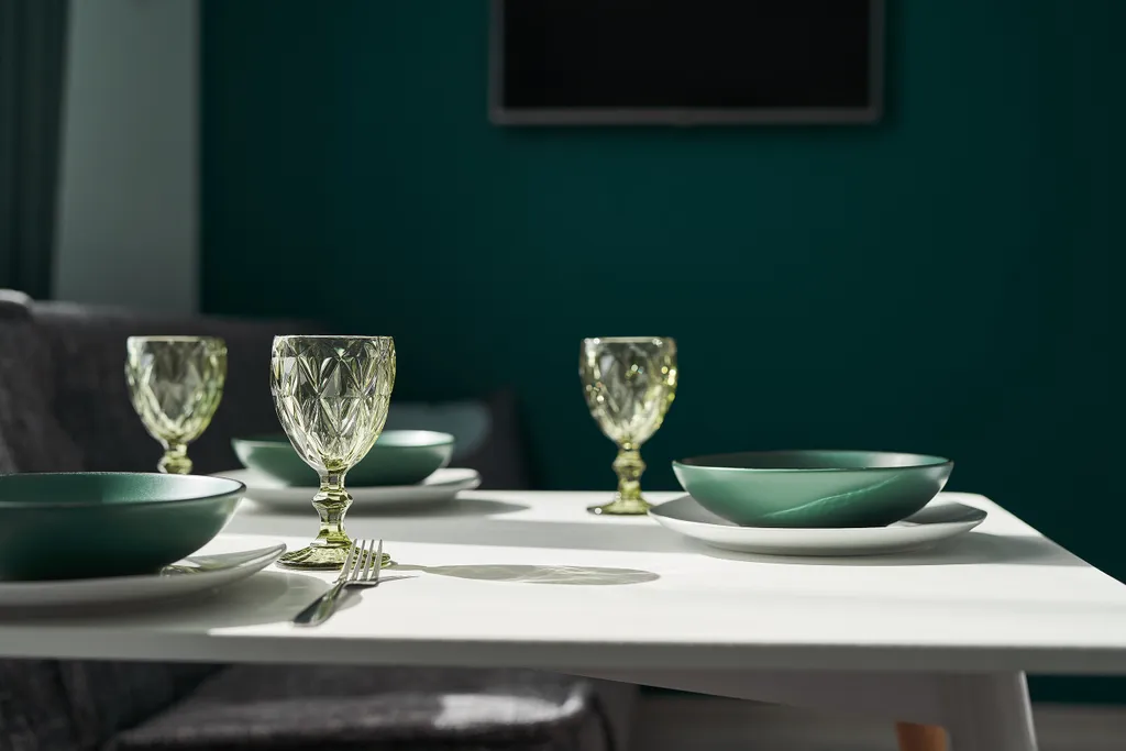 Уютный уголок в тихом районе Калининграда