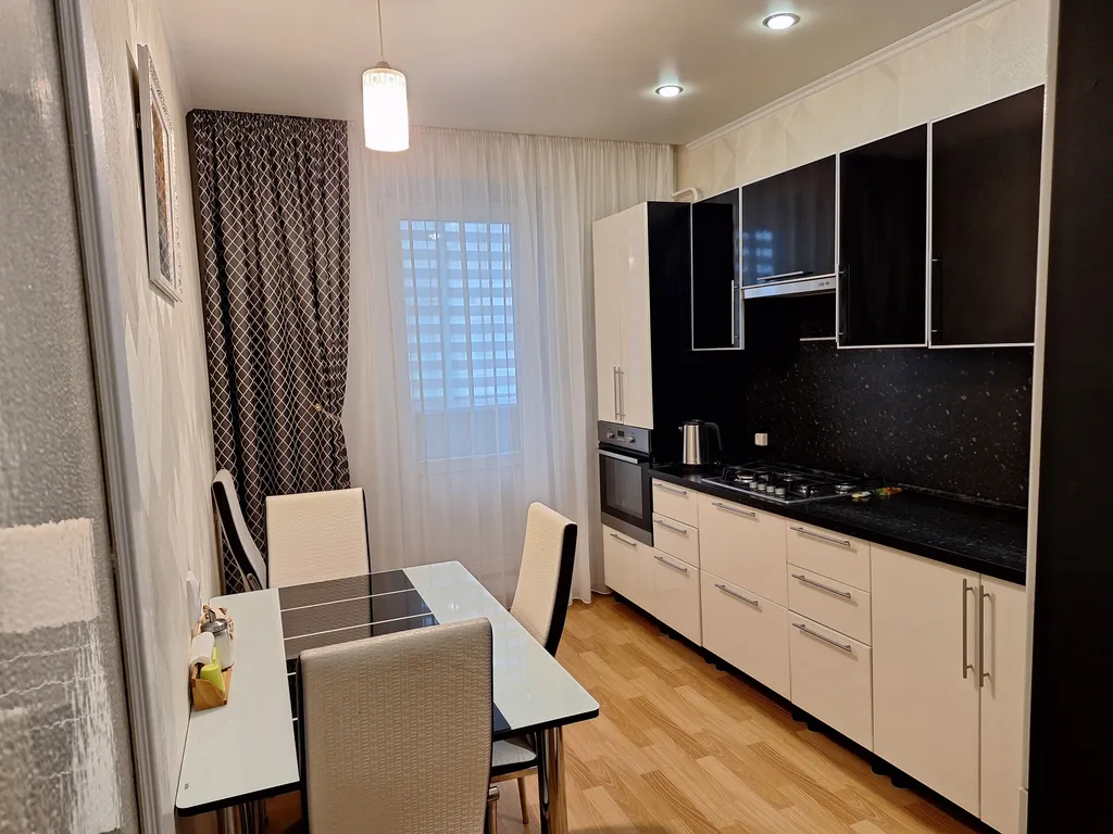 Улучшенная двухкомнатная квартира