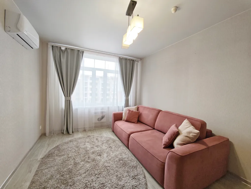 Уютная квартира в Сукко, ЖК Кипарис, бассейны на территории