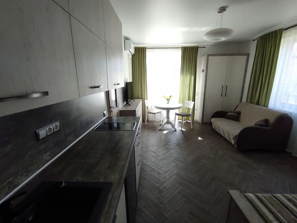 Квартира Квартира Уютная студия в частном доме у моря — Зеленоградск