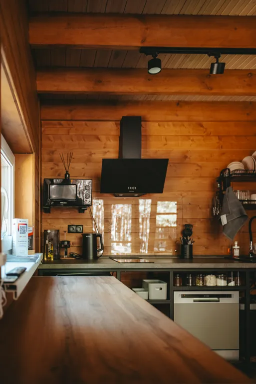 Барнхаус с панорамными окнами и банным чаном фурако