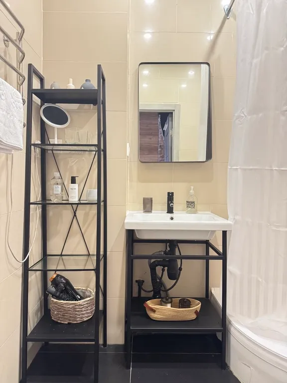 Двухкомнатные апартаменты в центре в стиле loft cafe