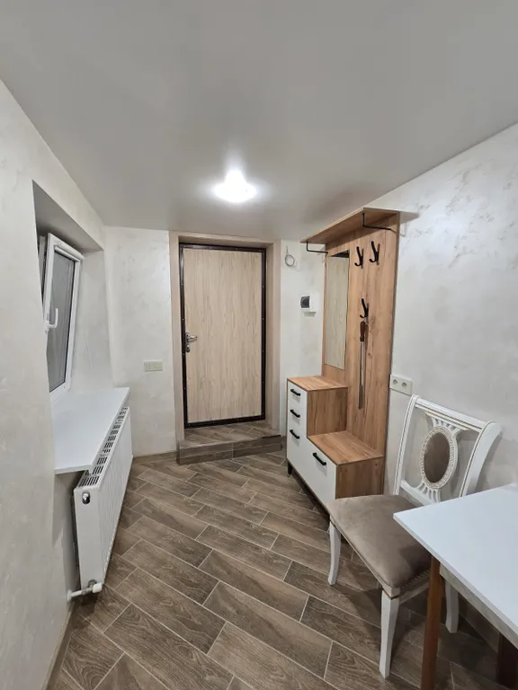 Большая светлая уютная квартира--студия в Горячеводске