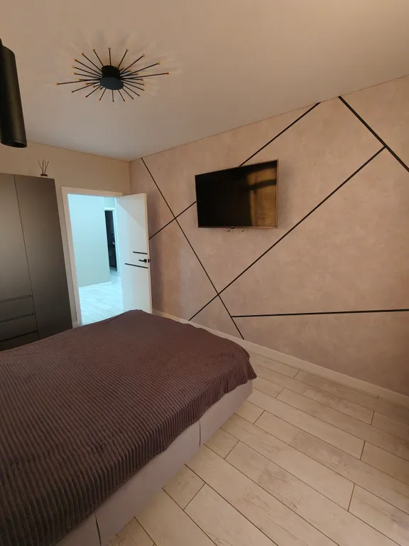 Квартира Квартира двухкомнатная большая — Мирное