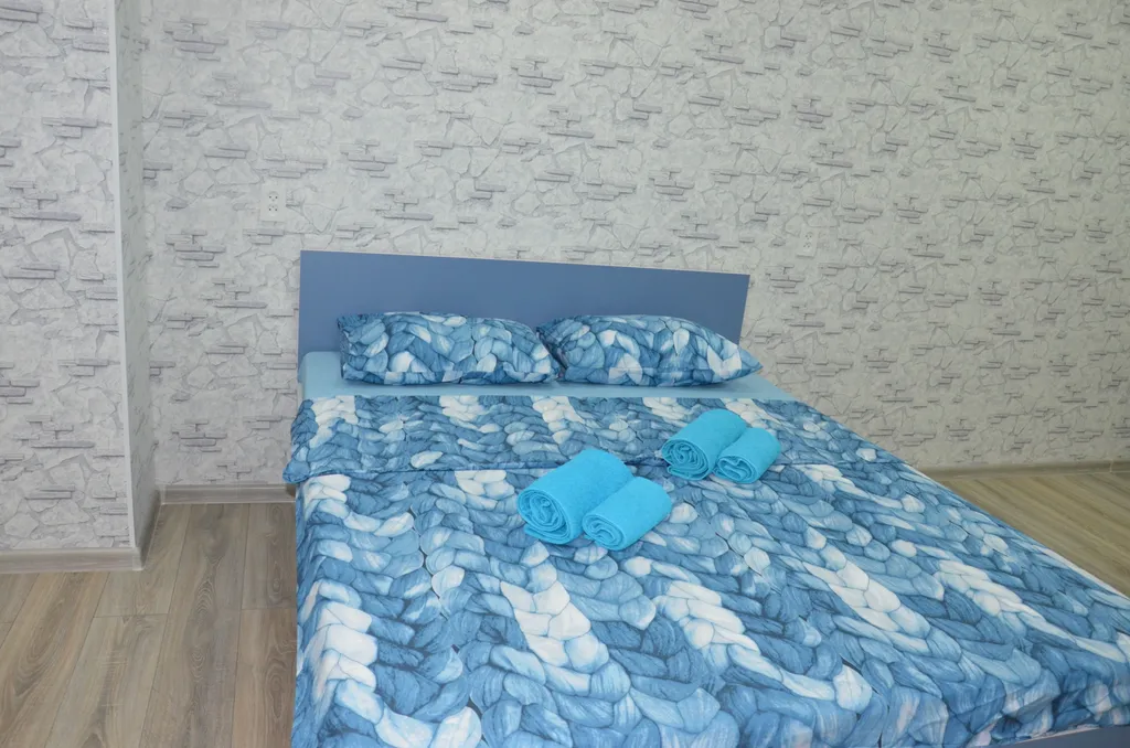 Квартира Уютная студия-4, расположенная вблизи аэропорта и ЖД вокзала — аренда посуточно в Алматы