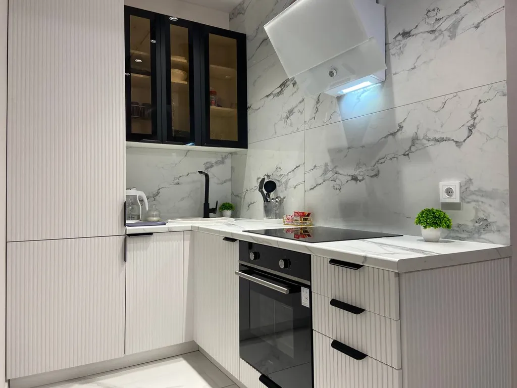 Новая квартира с панорамными окнами в Центральном районе (Глобус, СВУ)