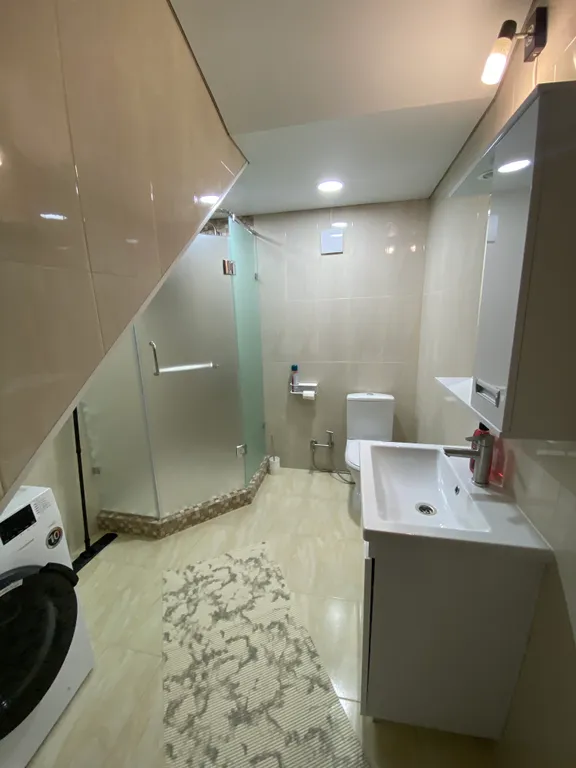 В центре престижного курортного посёлка Хазар