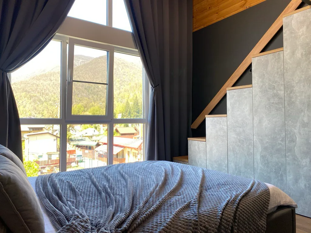 Двухуровневые апартаменты 2