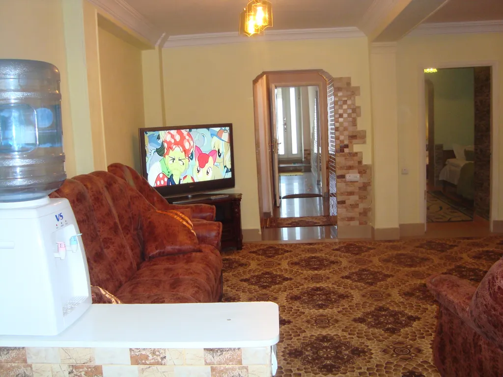 4-комнатная Квартира