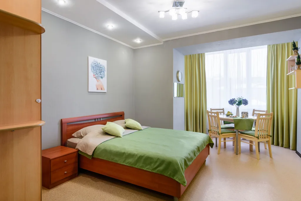 Уютная квартира в центре с видом на Воскресенскую церковь — аренда посуточно в Томск