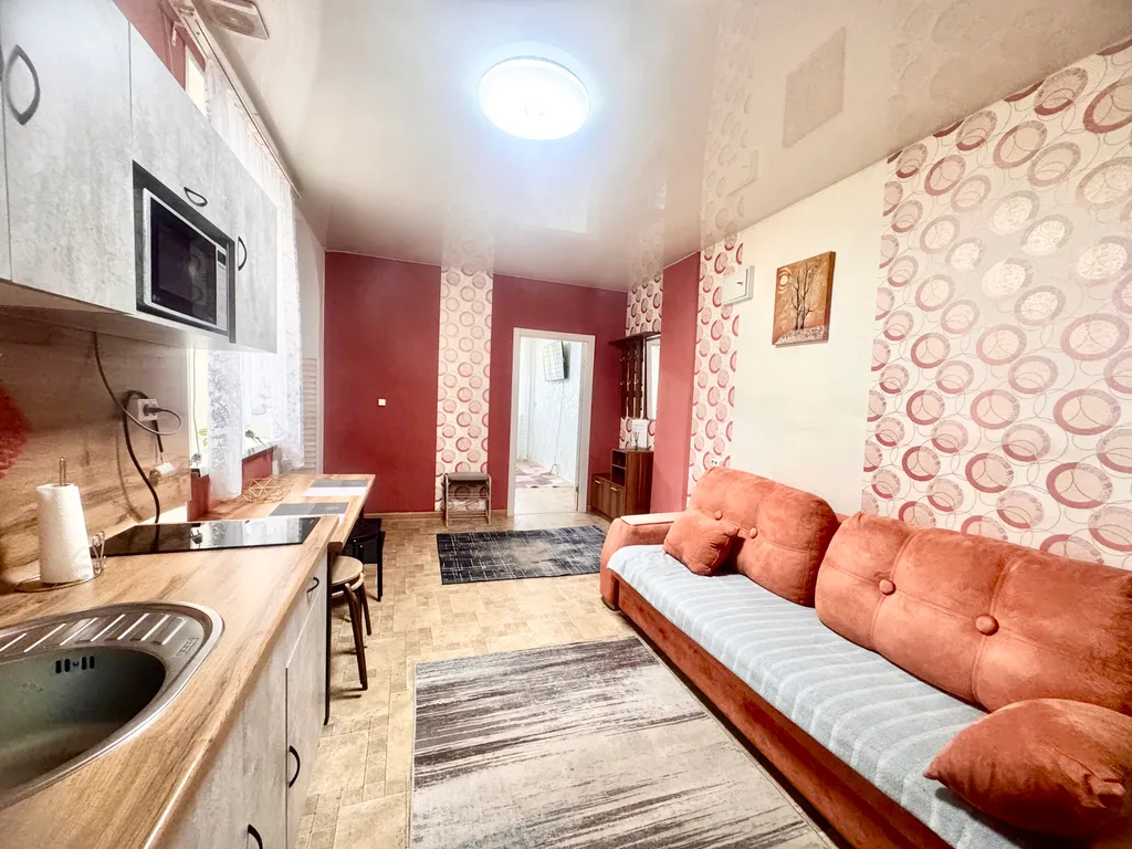 Уютная Евродвушка с отдельным входом/выходом в центре города Уссурийск