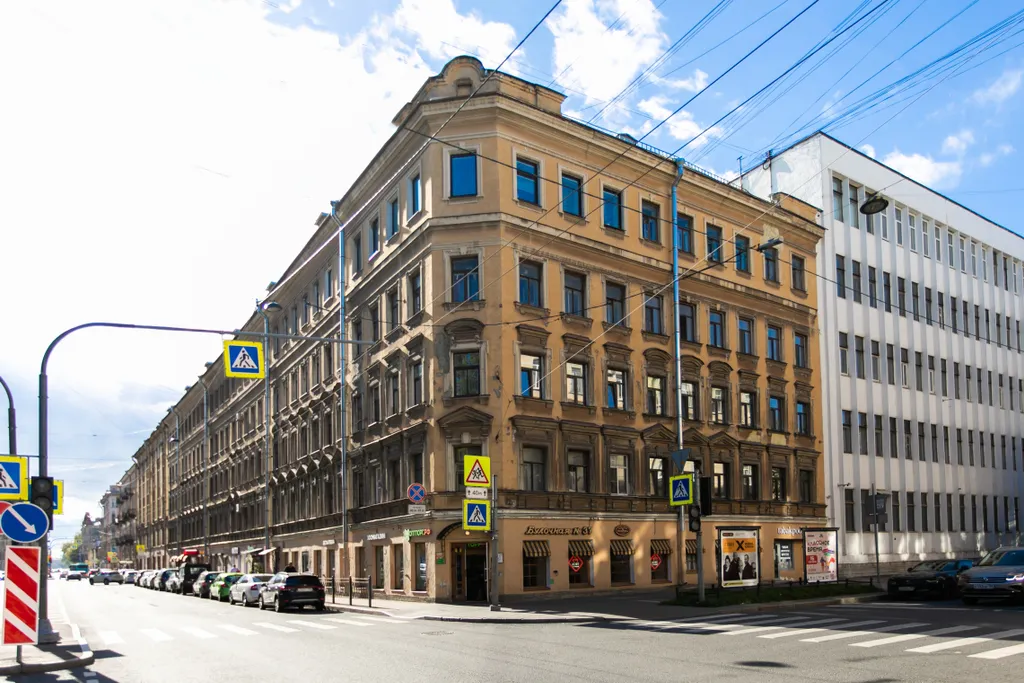 Эксклюзивная квартира с историей и атмосферой