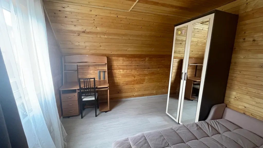 Уютный дом в тихом красивом месте