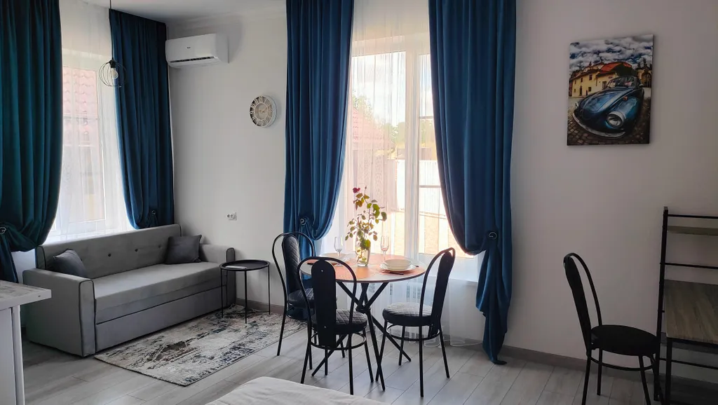 Квартира Квартира Апартамент "Прага" с паркингом и завтраком — Краснодар