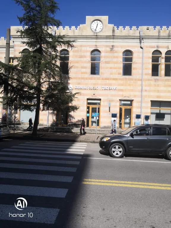 Уютная студия в центре с видом на горы