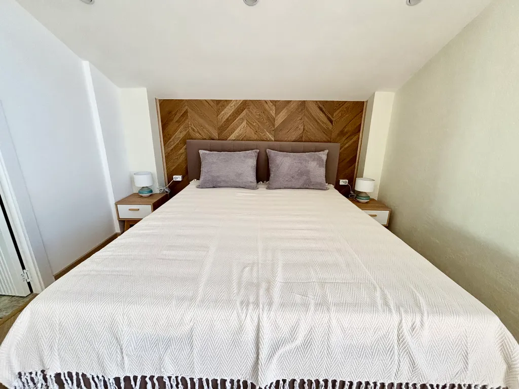 Кругозор туан-хаус с видом на реку