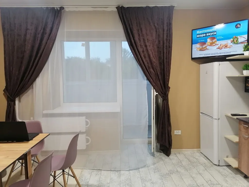 Уютная евротрешка возле парка Гагарина