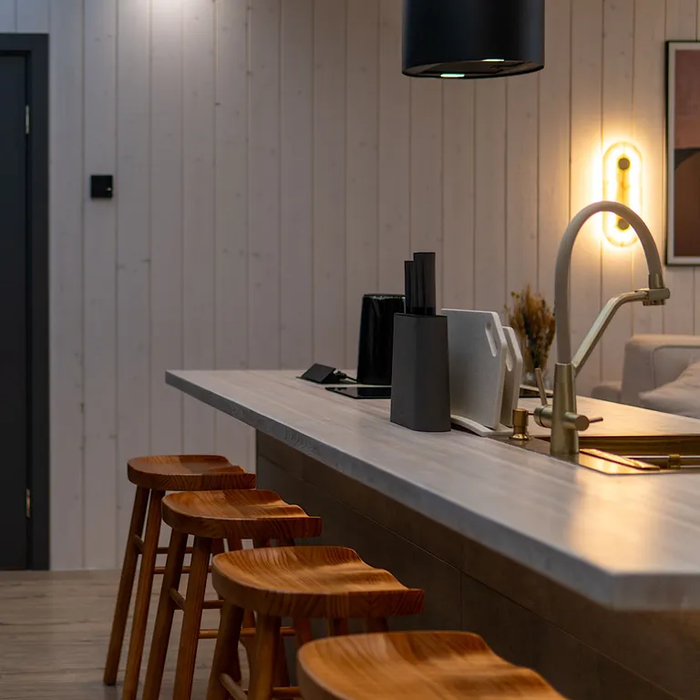 Домик в Икше с сауной и камином (Glassbox108 Premium 2)