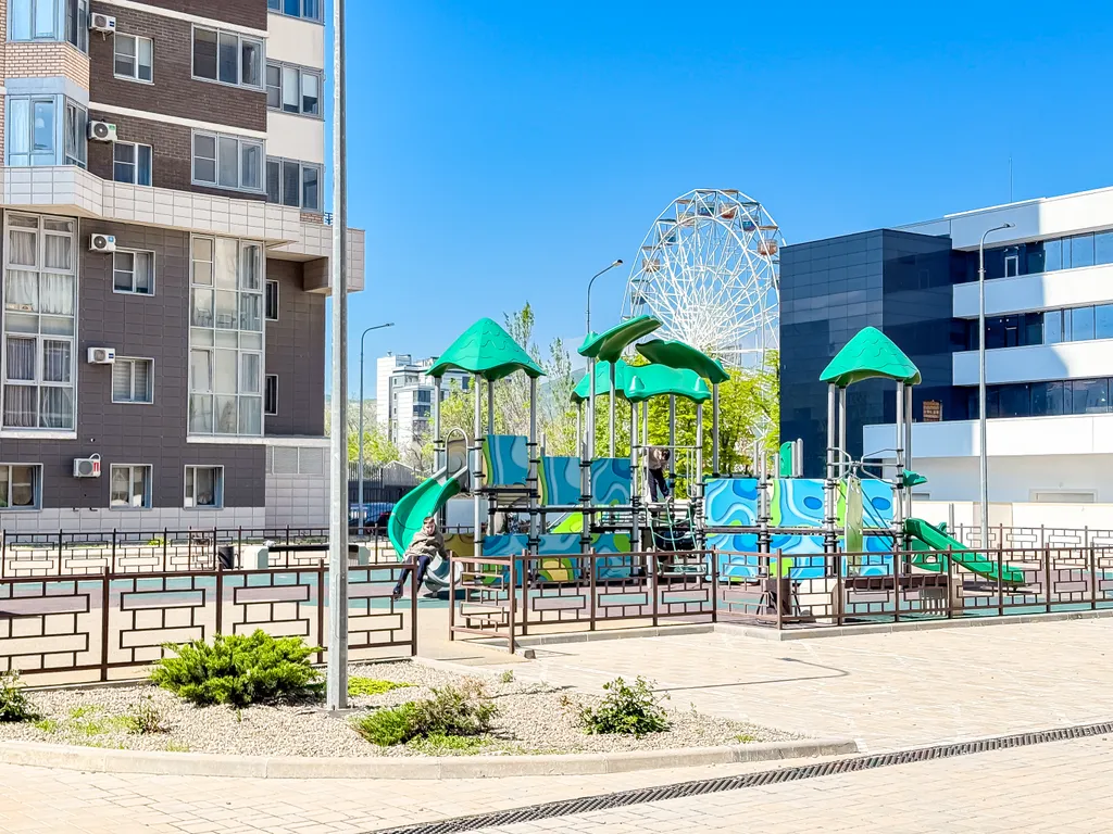 Уютная квартира-студия с потрясающим видом на море и город  в центре