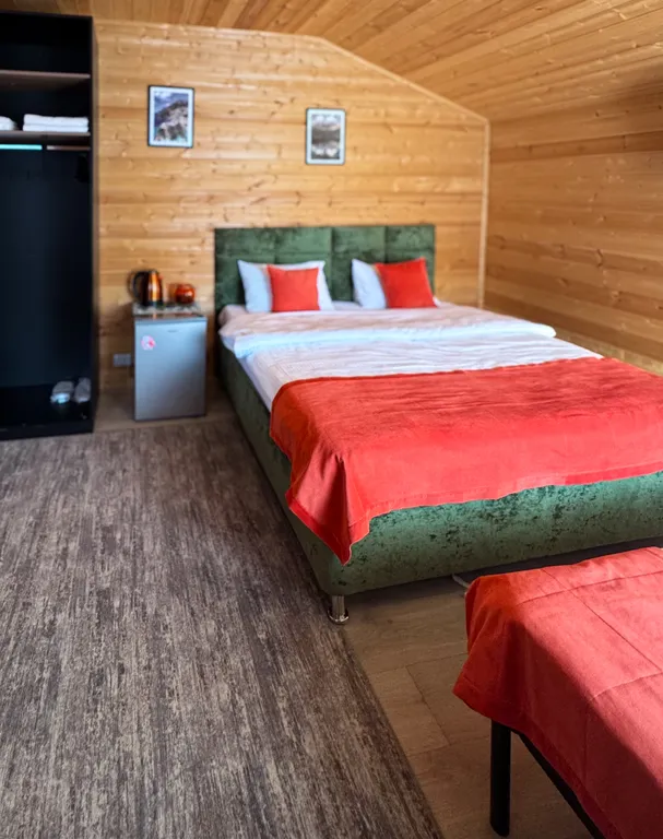 Коттедж Уютный эко-домик с видом на горы — Архыз