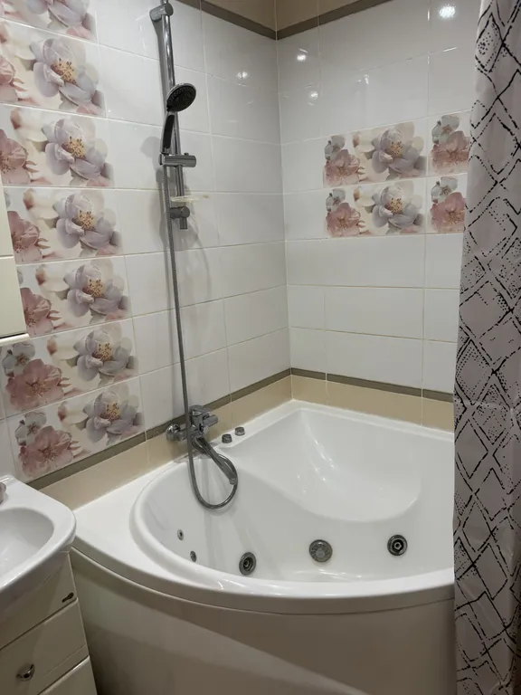 Трёшка в центре 100 кВ метров