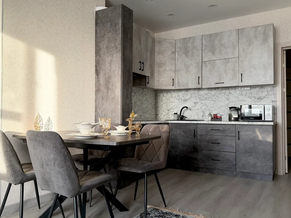 Студия со свежим ремонтом на 16 этаже