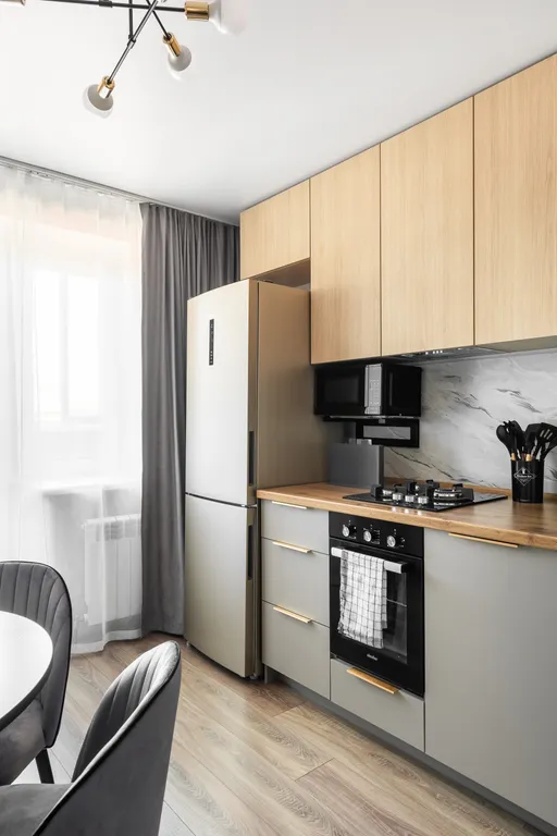 Солнечная 1-комнатная квартира на набережной Днепра