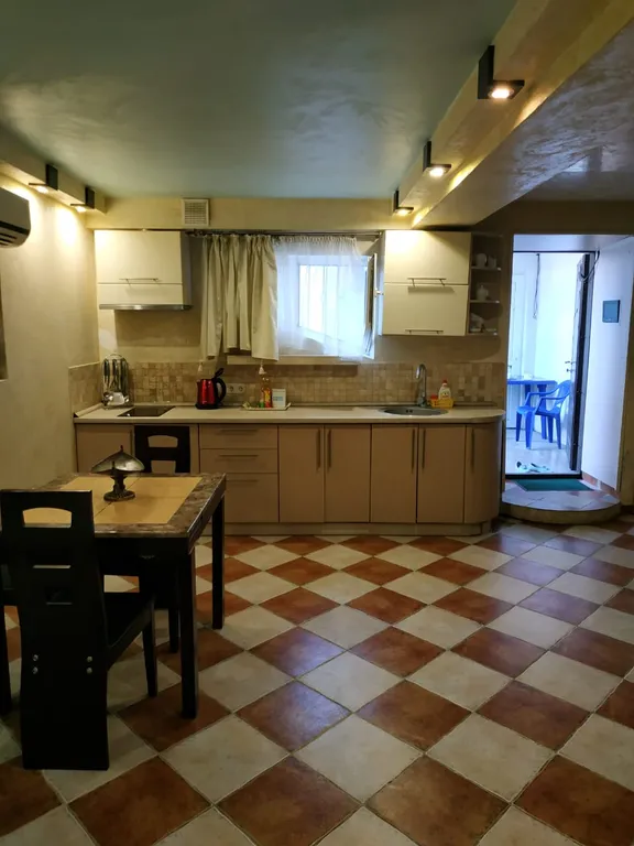 Квартира Уютные апартаменты в центре у моря — Севастополь